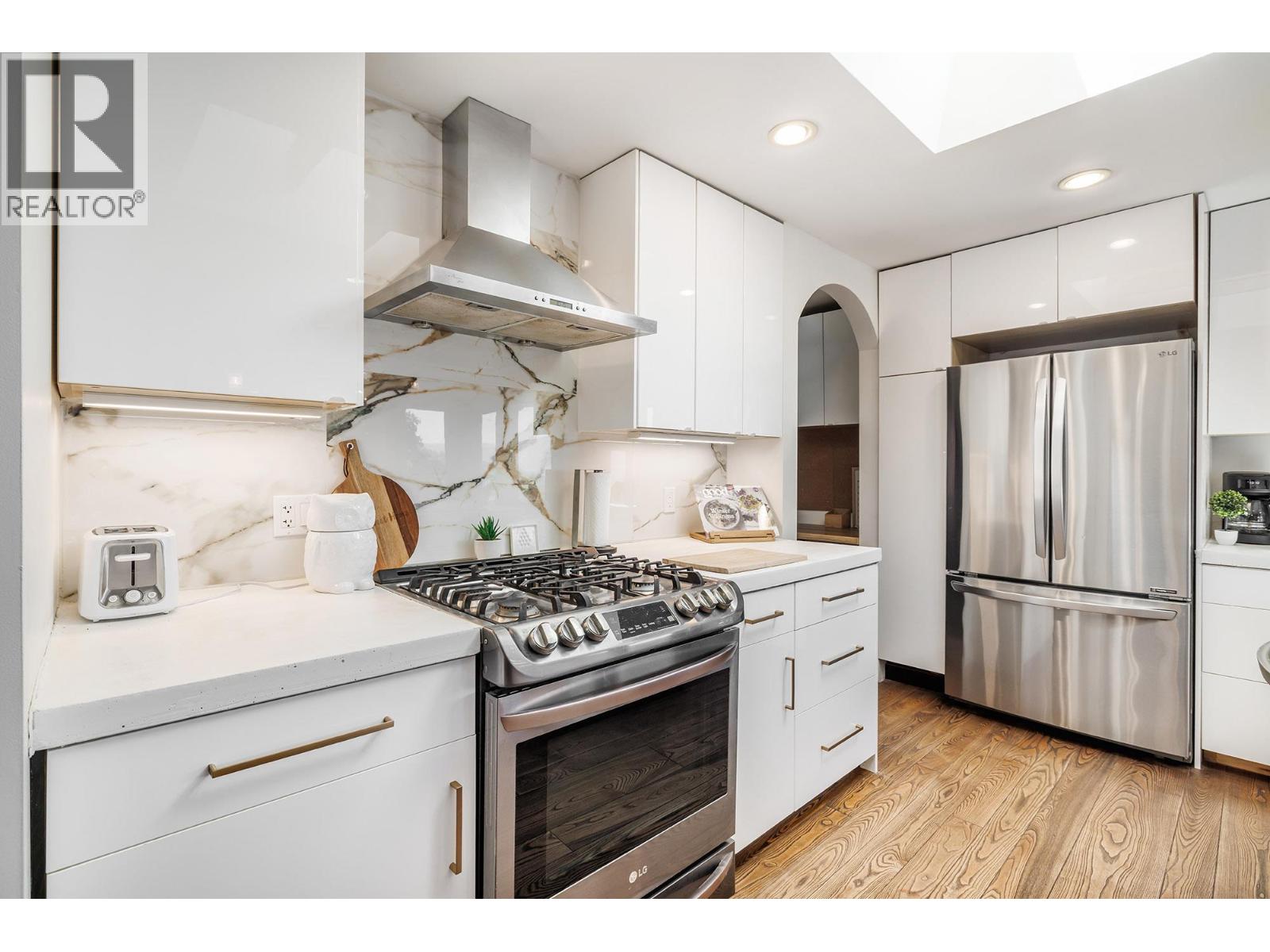 2020 Goldie Road - 11