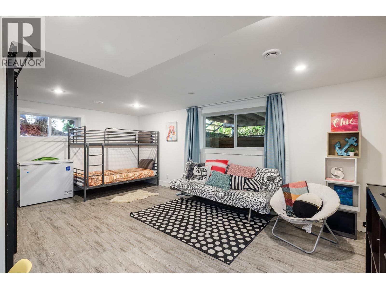2020 Goldie Road - 25