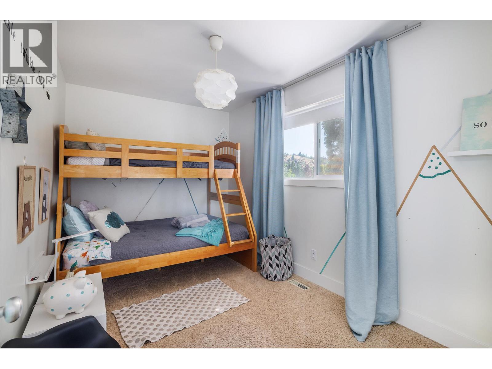 2020 Goldie Road - 18