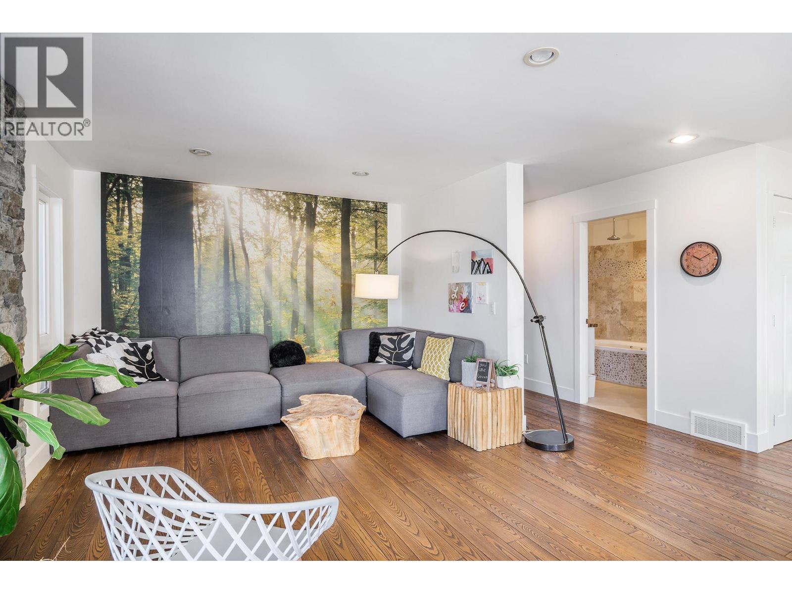 2020 Goldie Road - 7