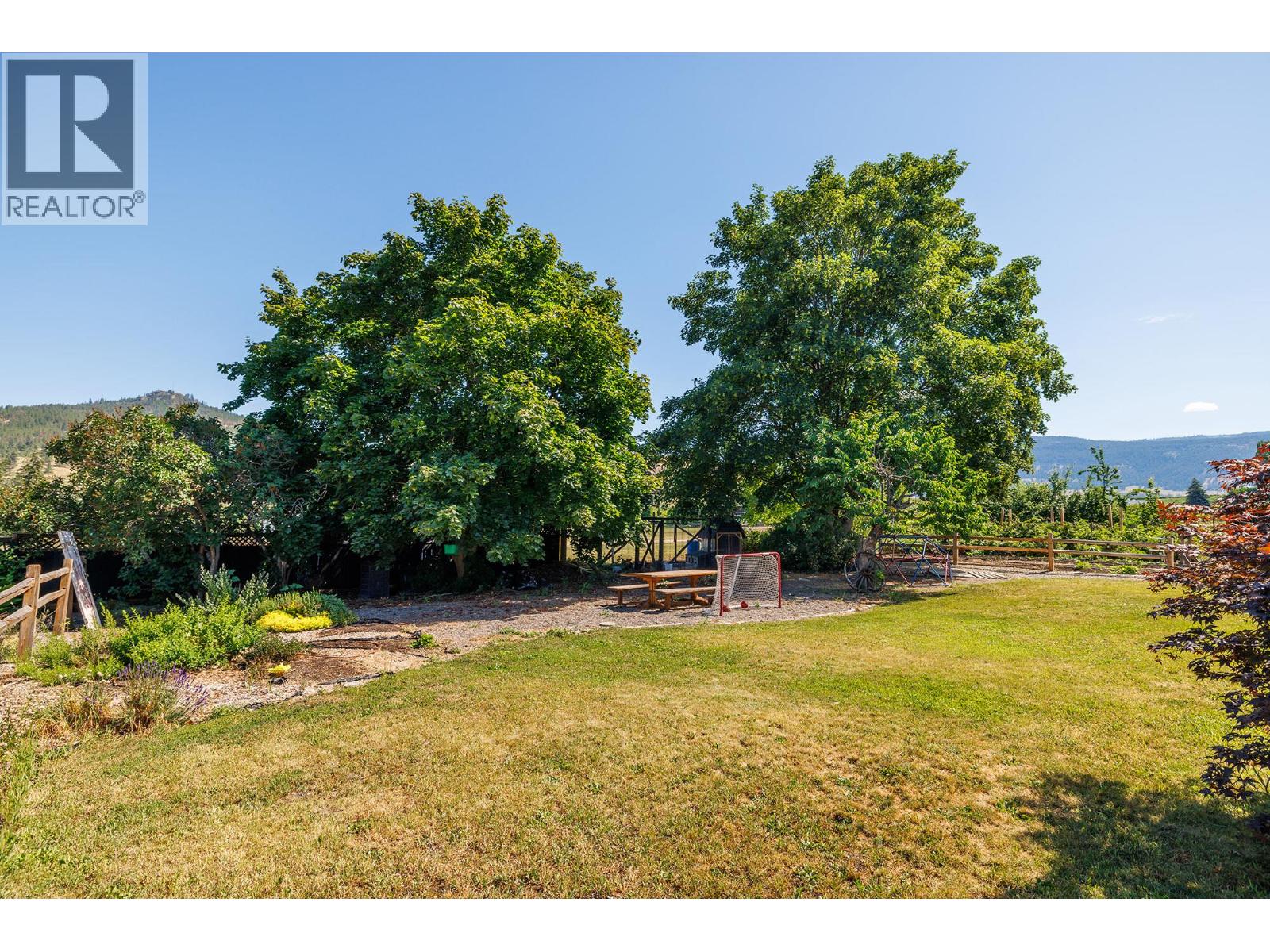 2020 Goldie Road - 45