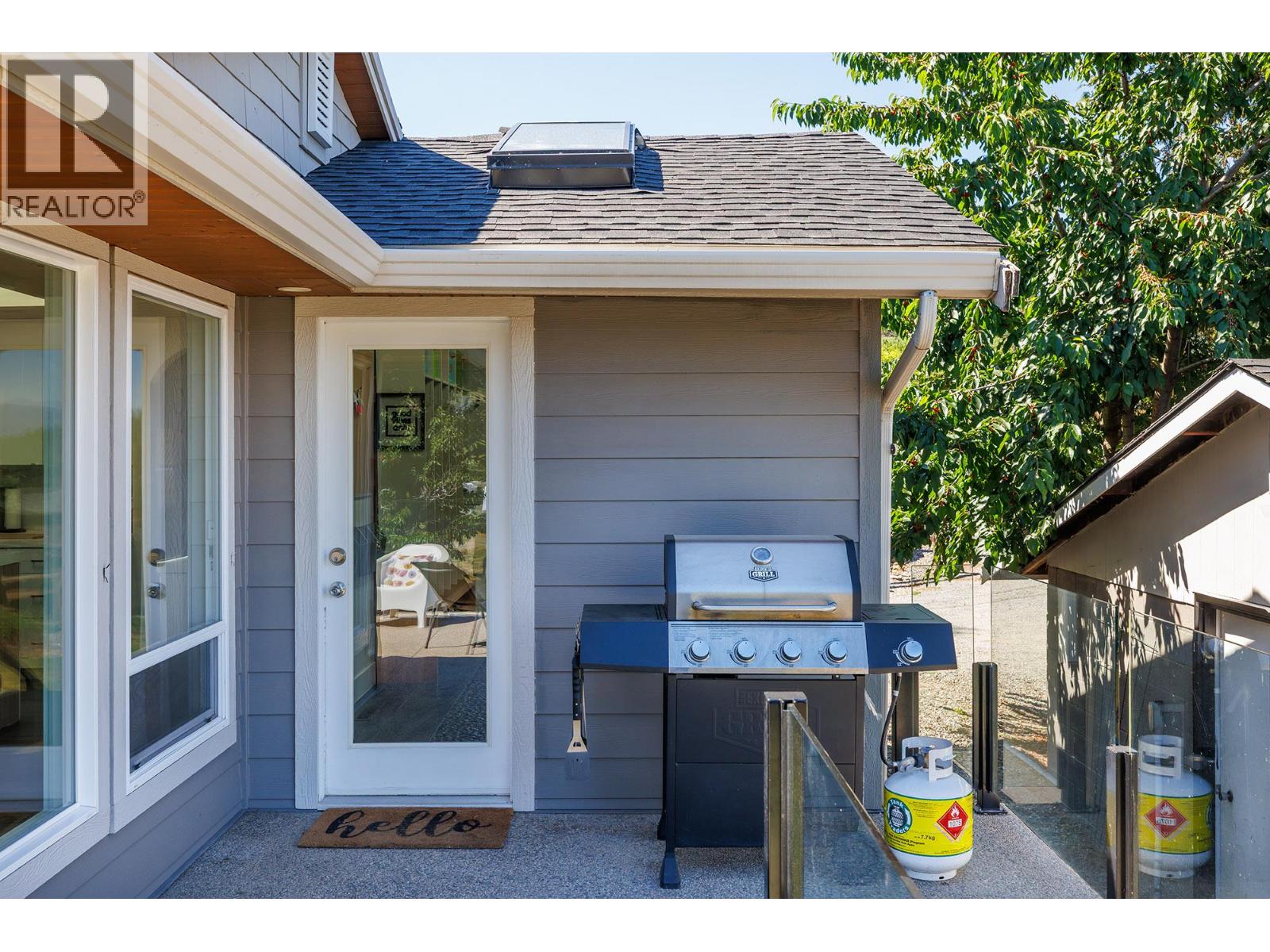 2020 Goldie Road - 36