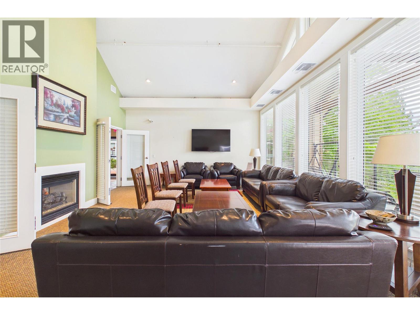 #317 2532 Shoreline Drive - 36