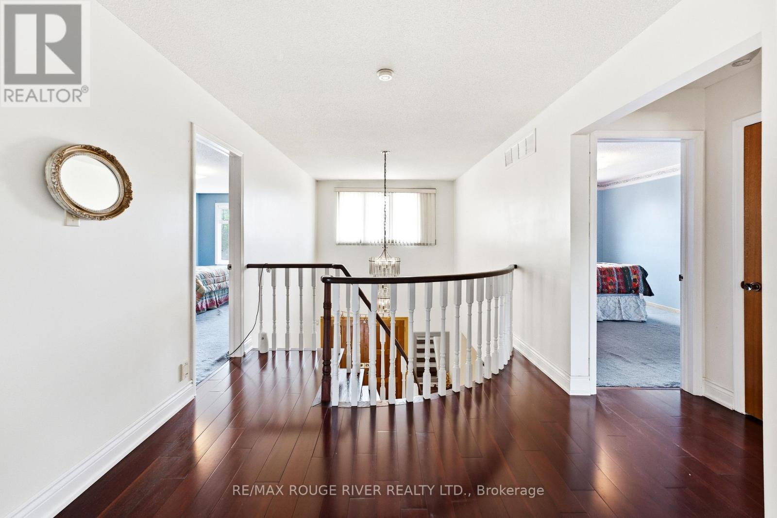 51 SUGARBUSH SQUARE - 21