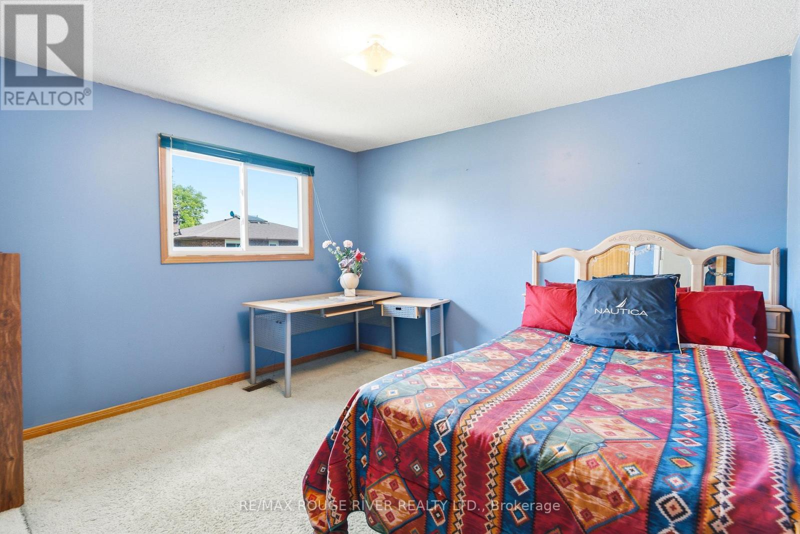 51 SUGARBUSH SQUARE - 25
