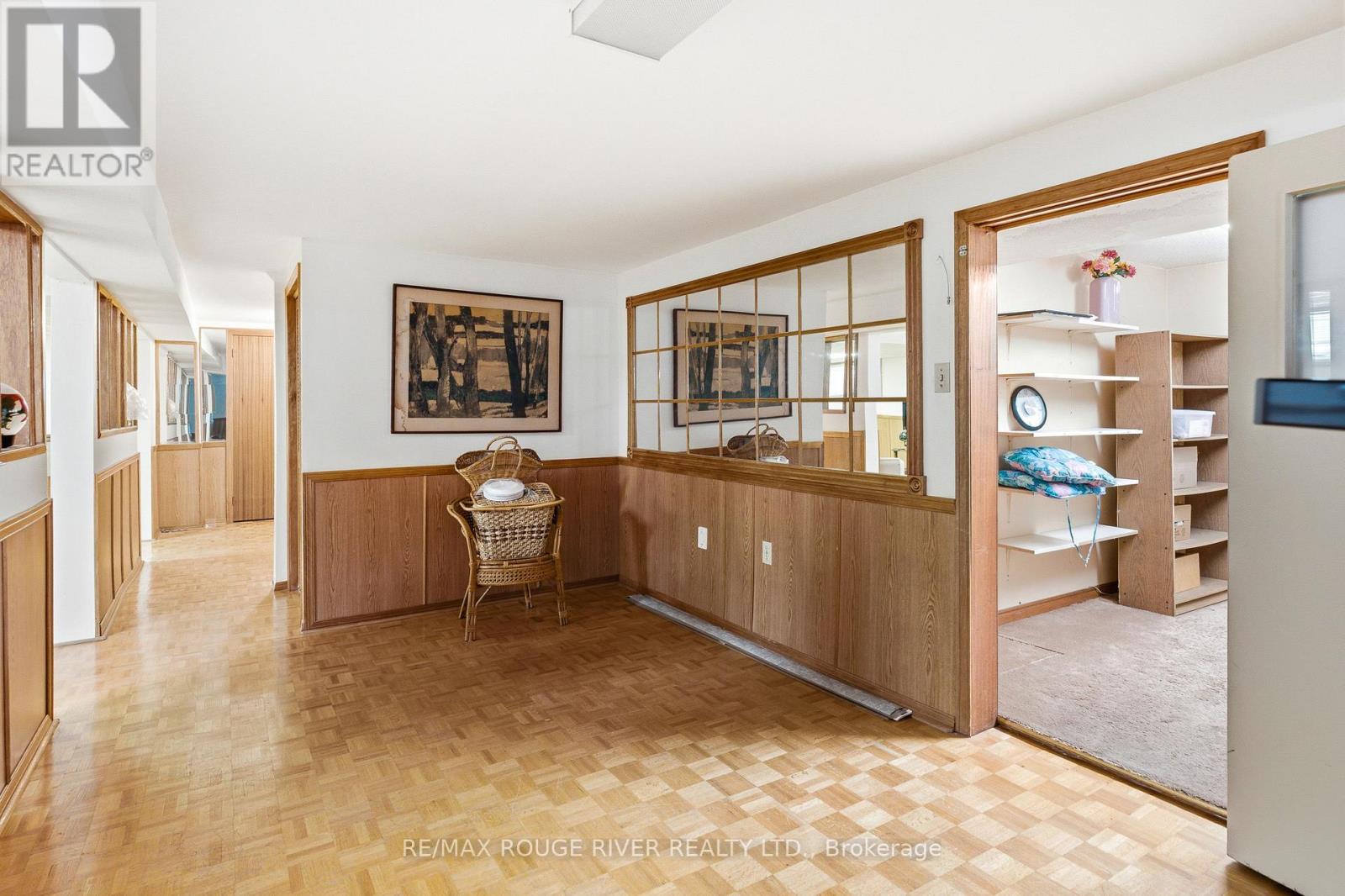 51 SUGARBUSH SQUARE - 38