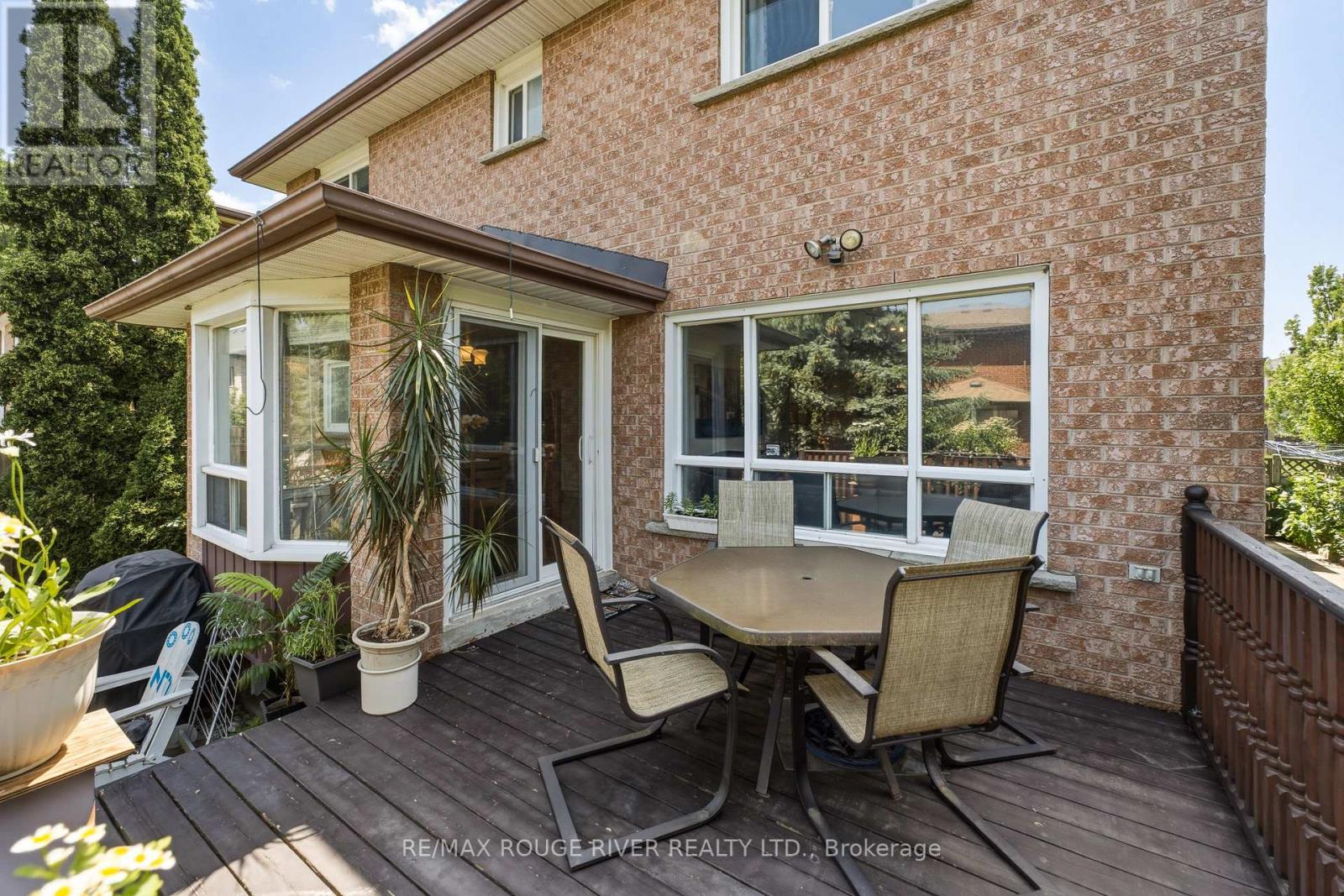 51 SUGARBUSH SQUARE - Image 43