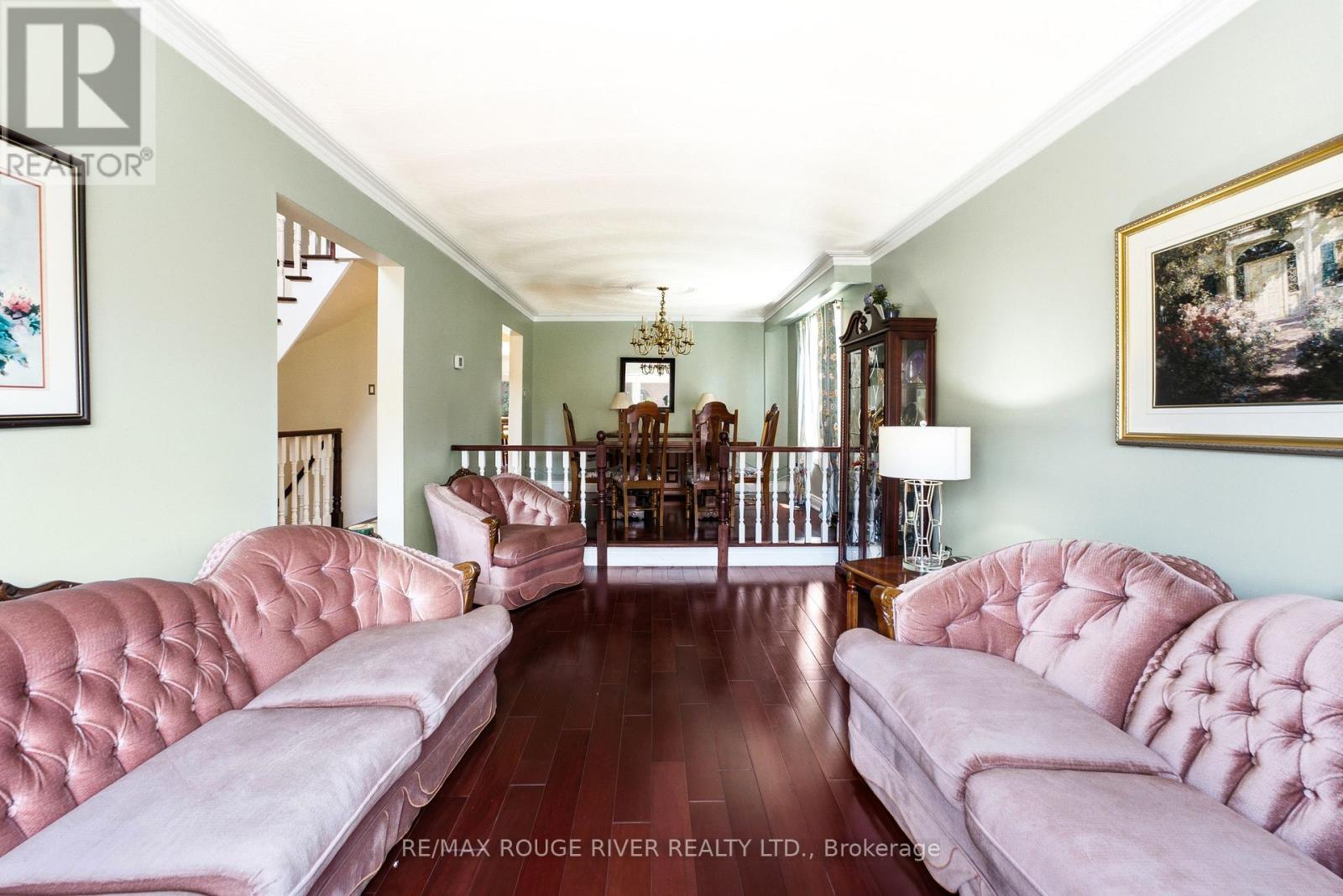 51 SUGARBUSH SQUARE - 5