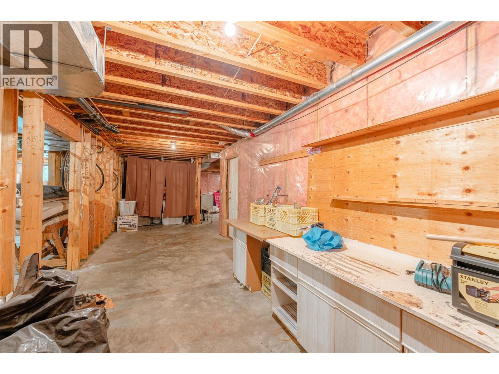1609 Windsor Drive, Revelstoke