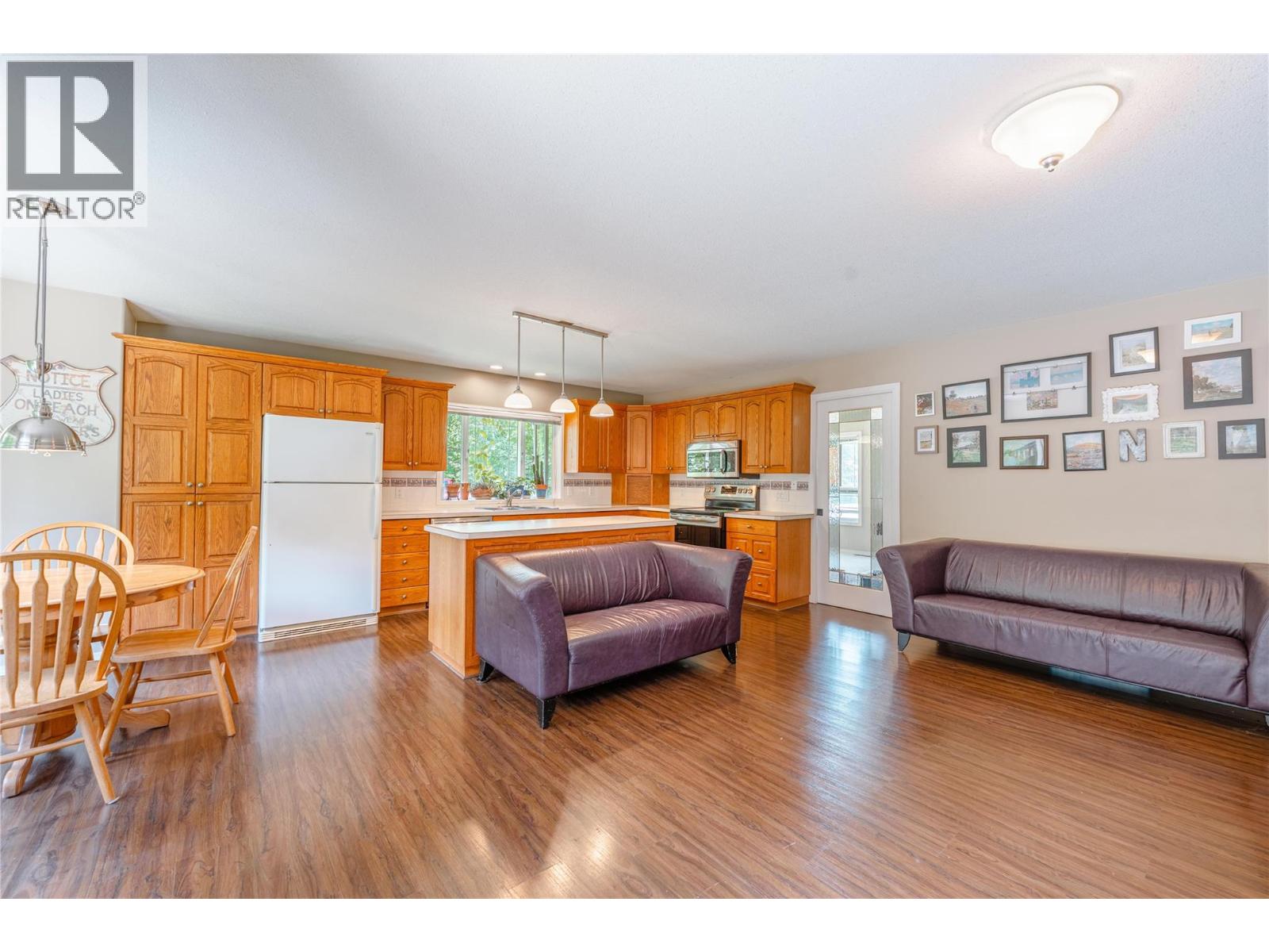1609 Windsor Drive, Revelstoke