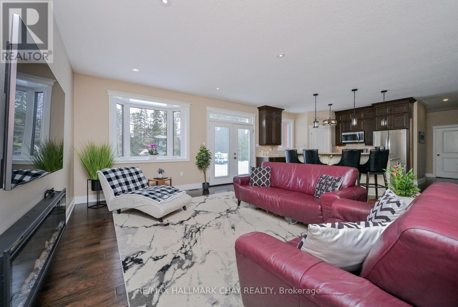 11 HARRY PARKER PLACE - 12