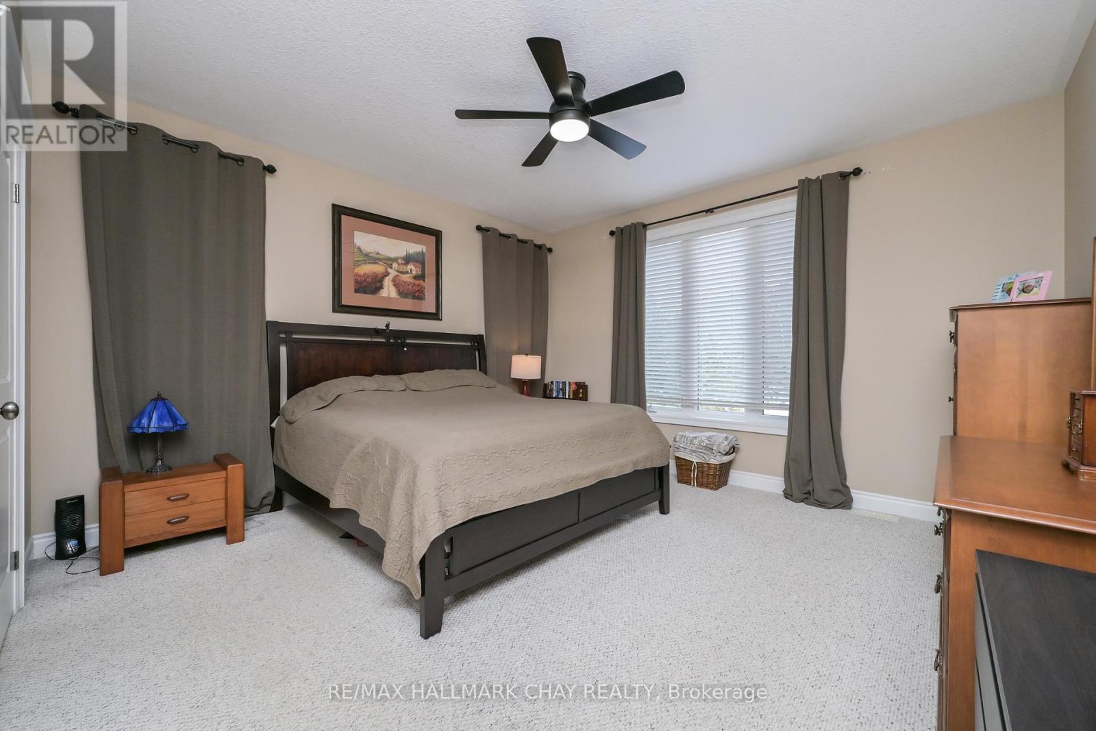 11 HARRY PARKER PLACE - 18