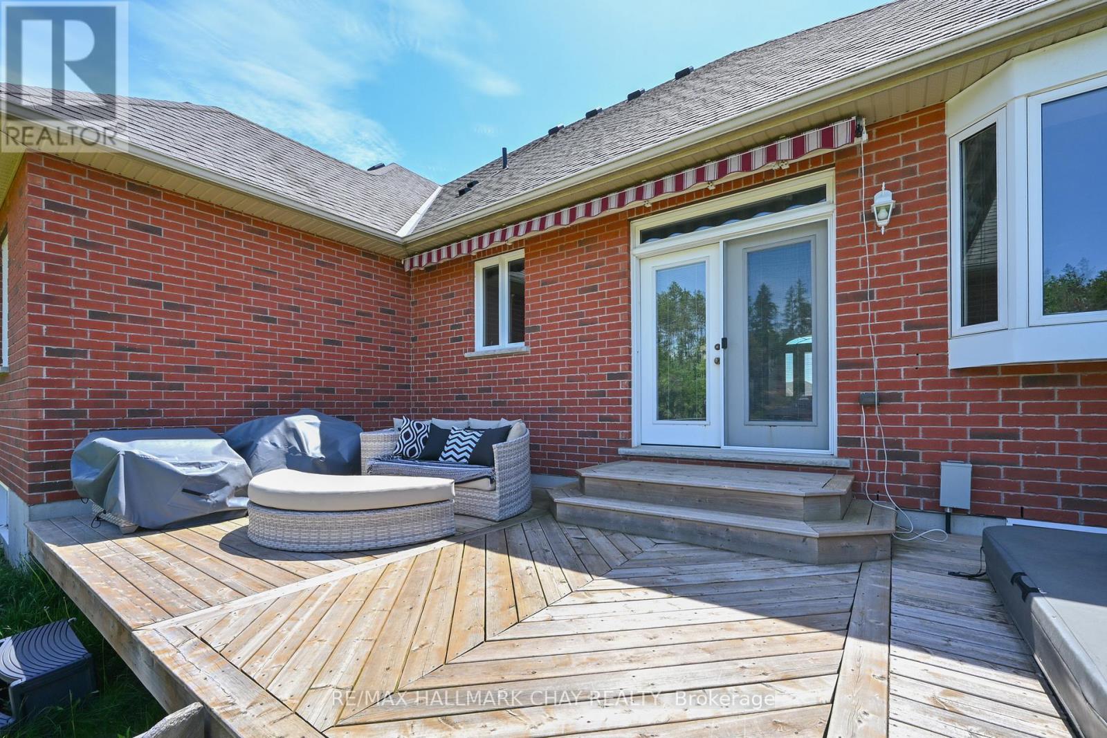 11 HARRY PARKER PLACE - 33