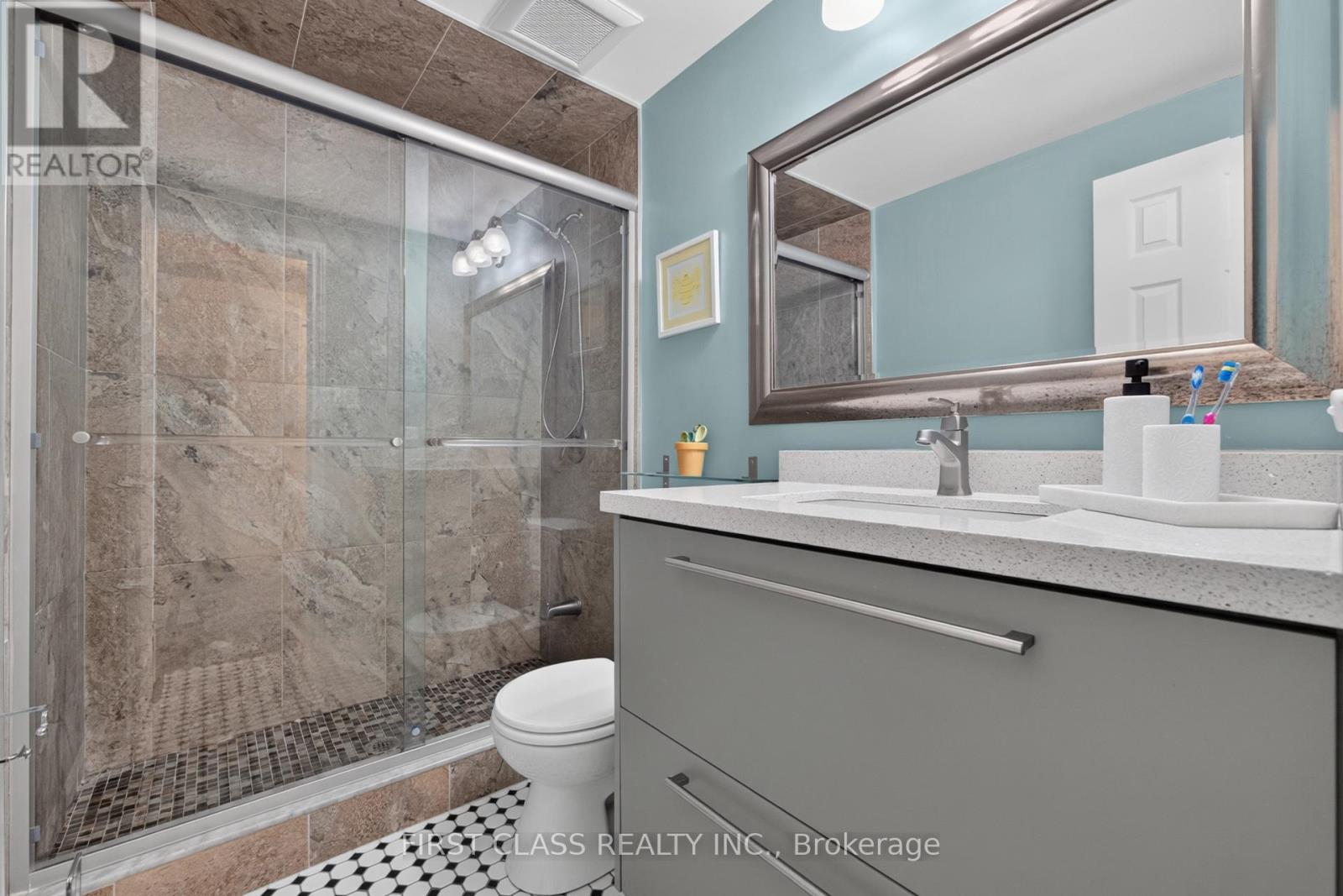 202 ROYAL ORCHARD BOULEVARD - Image 30