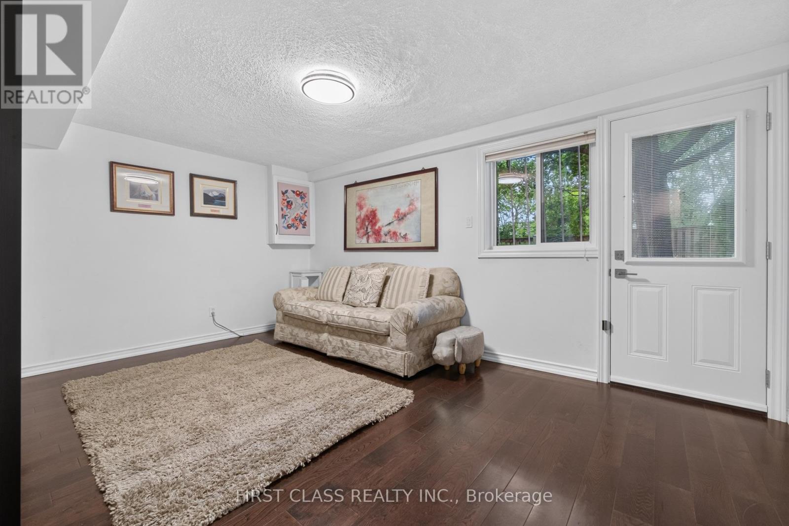 202 ROYAL ORCHARD BOULEVARD - Image 37