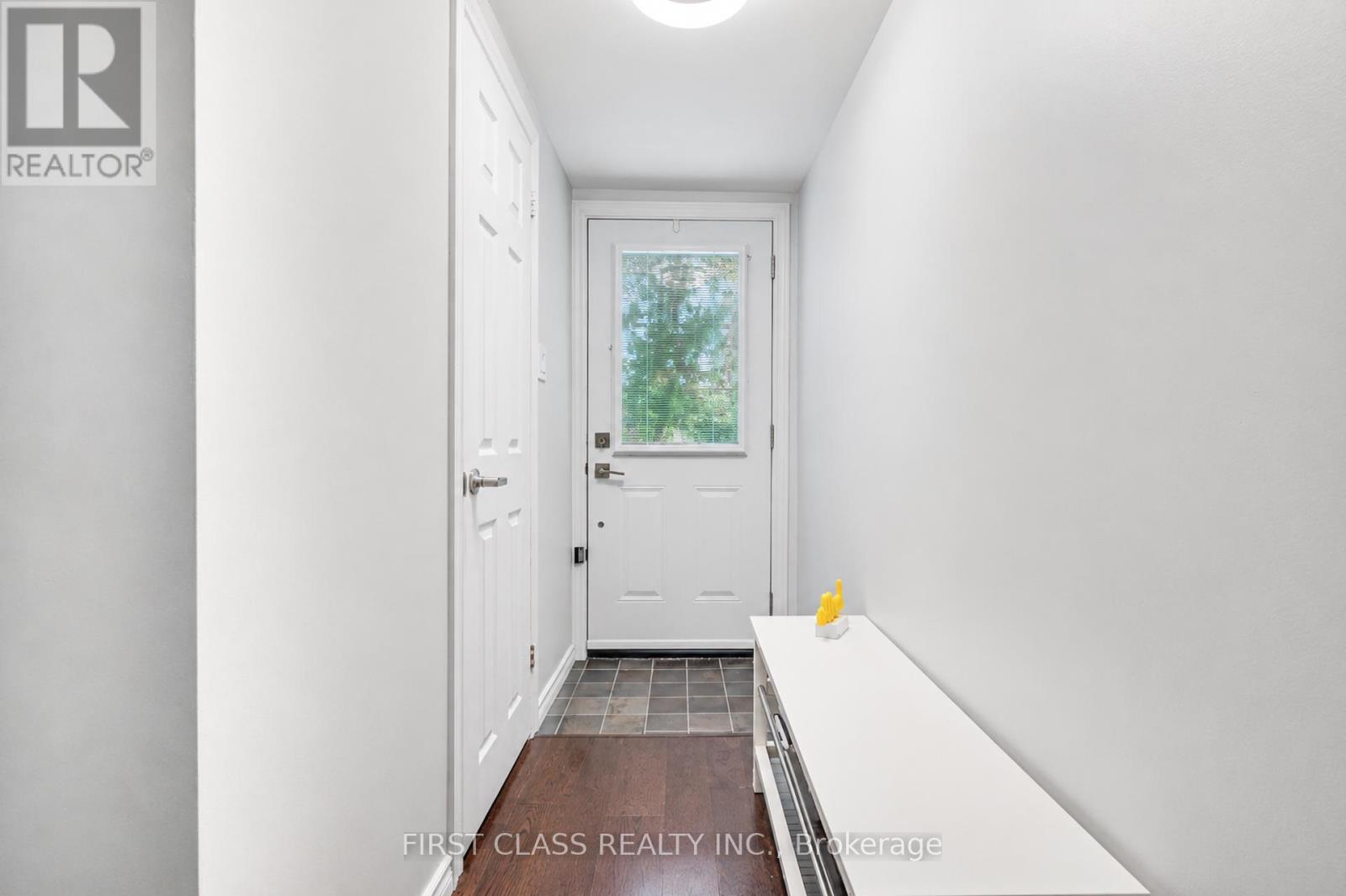 202 ROYAL ORCHARD BOULEVARD - Image 8