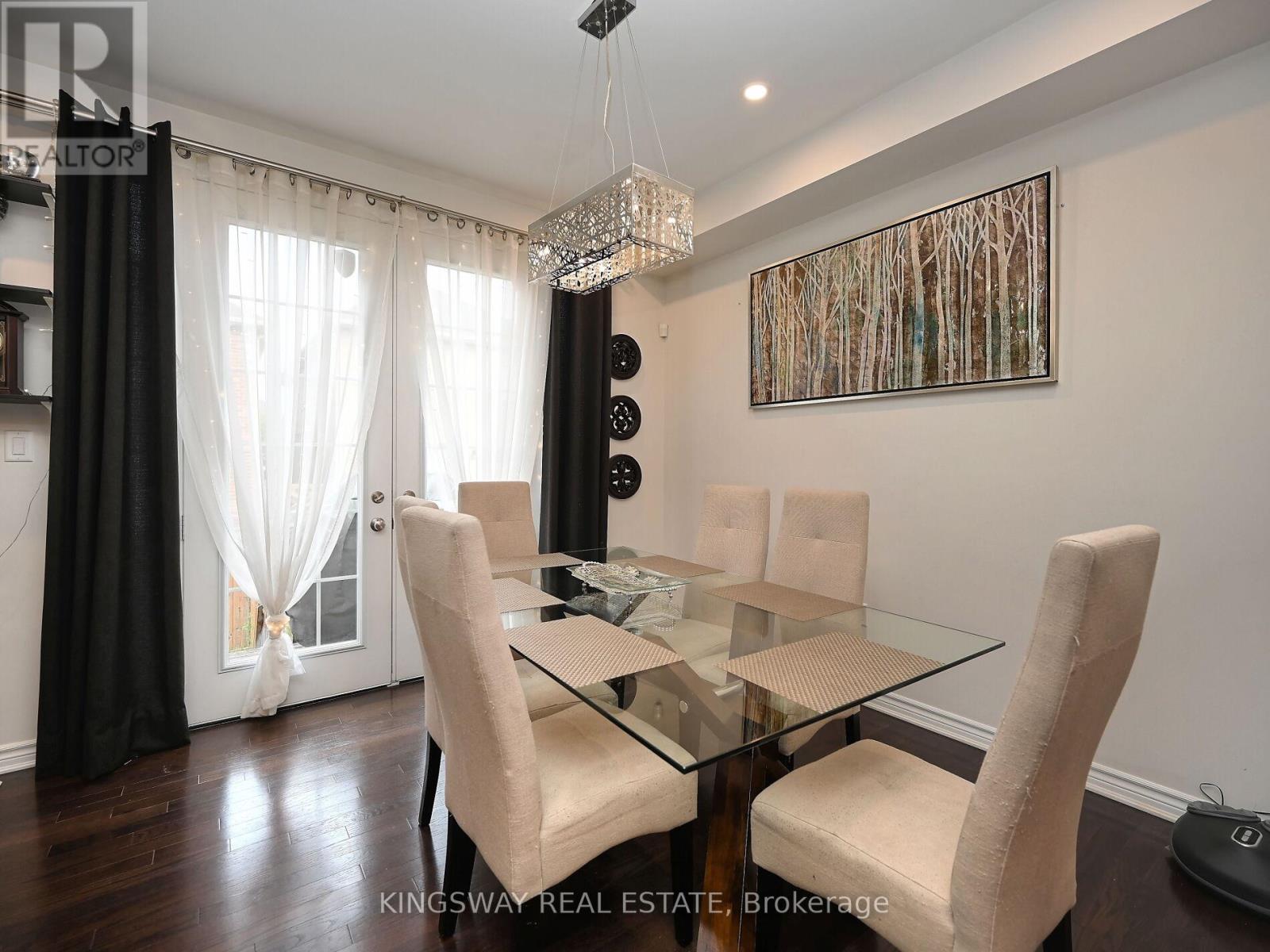 620 LANGHOLM STREET - 13