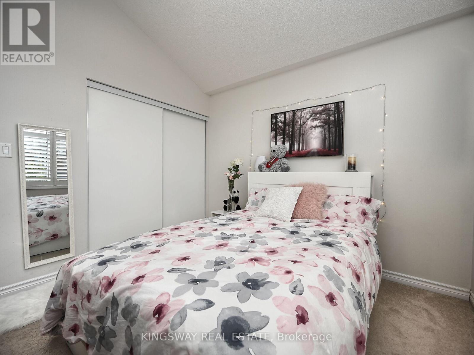 620 LANGHOLM STREET - 30
