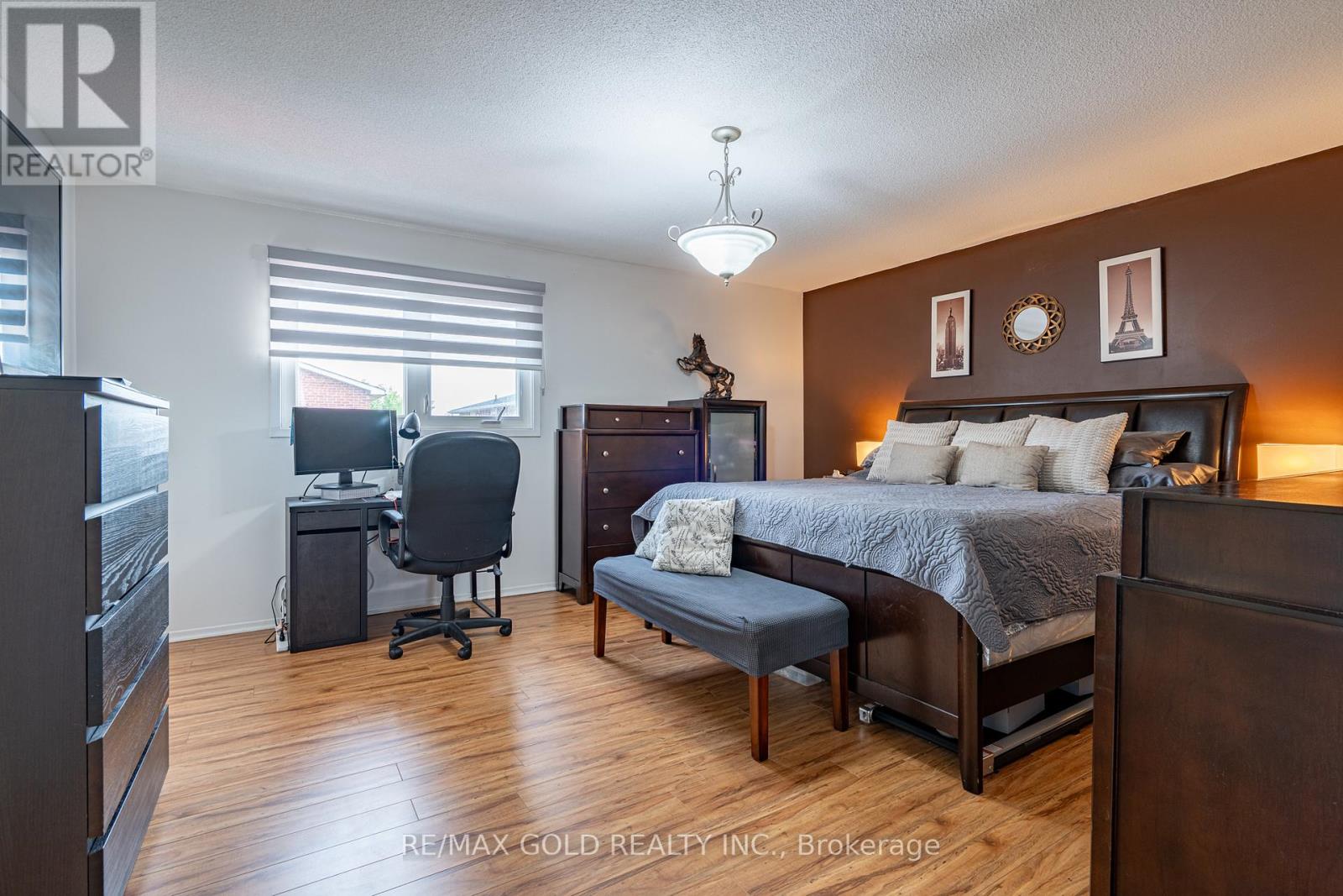 86 WHITEHAVEN DRIVE - 17