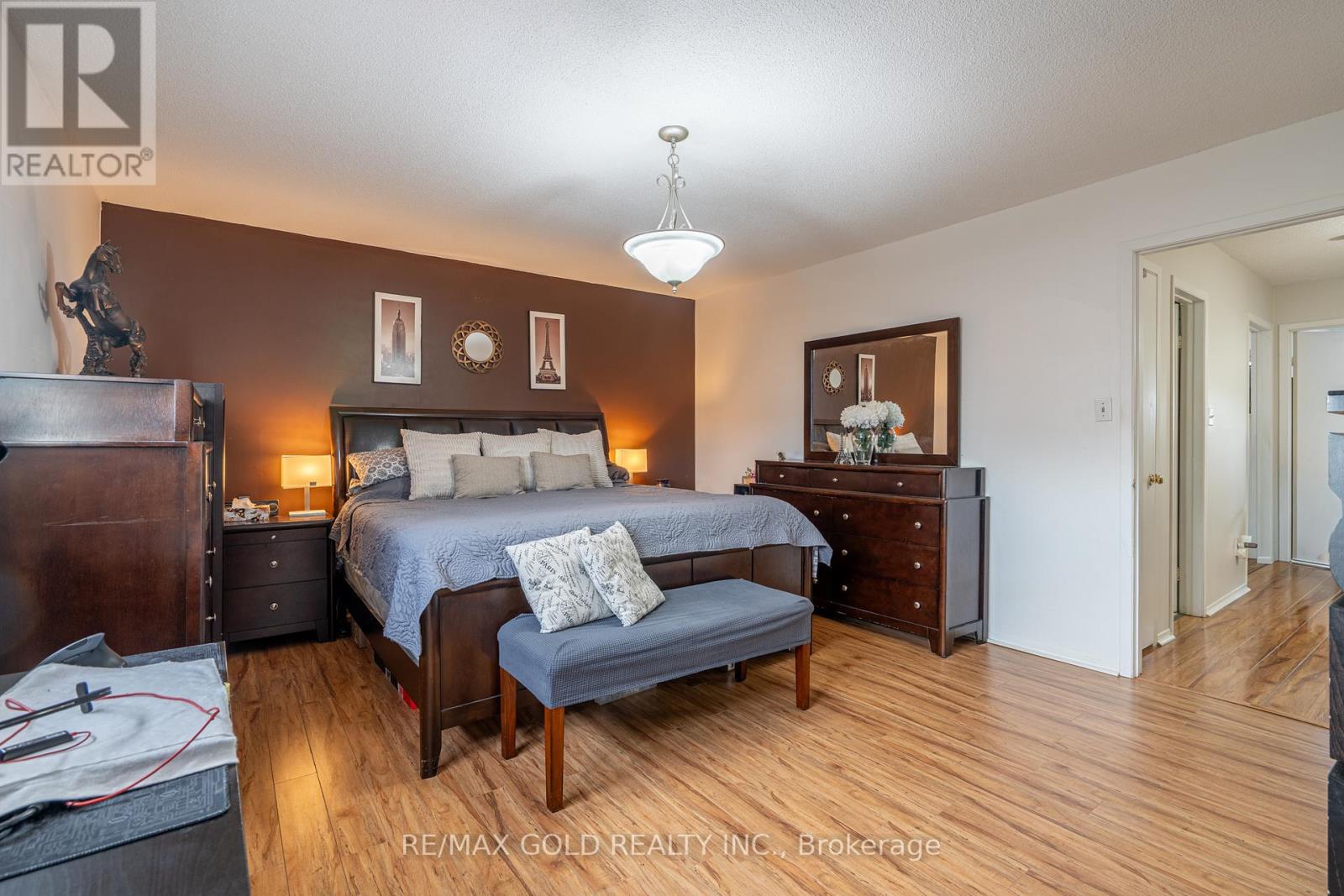 86 WHITEHAVEN DRIVE - 19