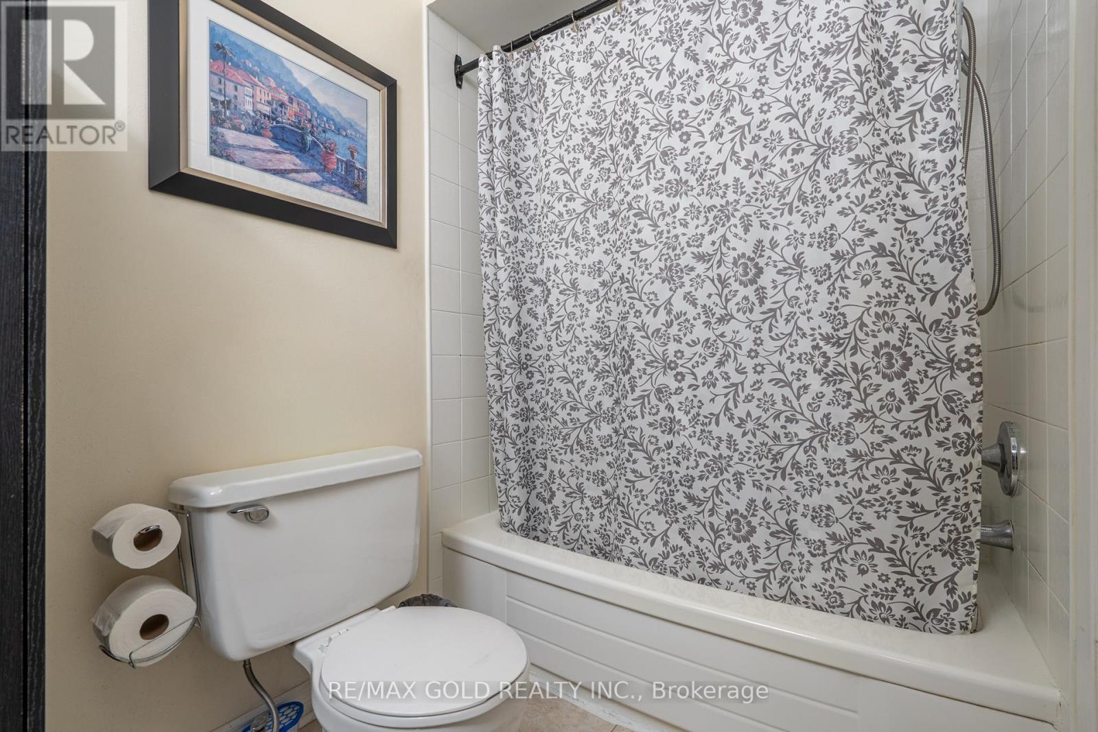 86 WHITEHAVEN DRIVE - 21