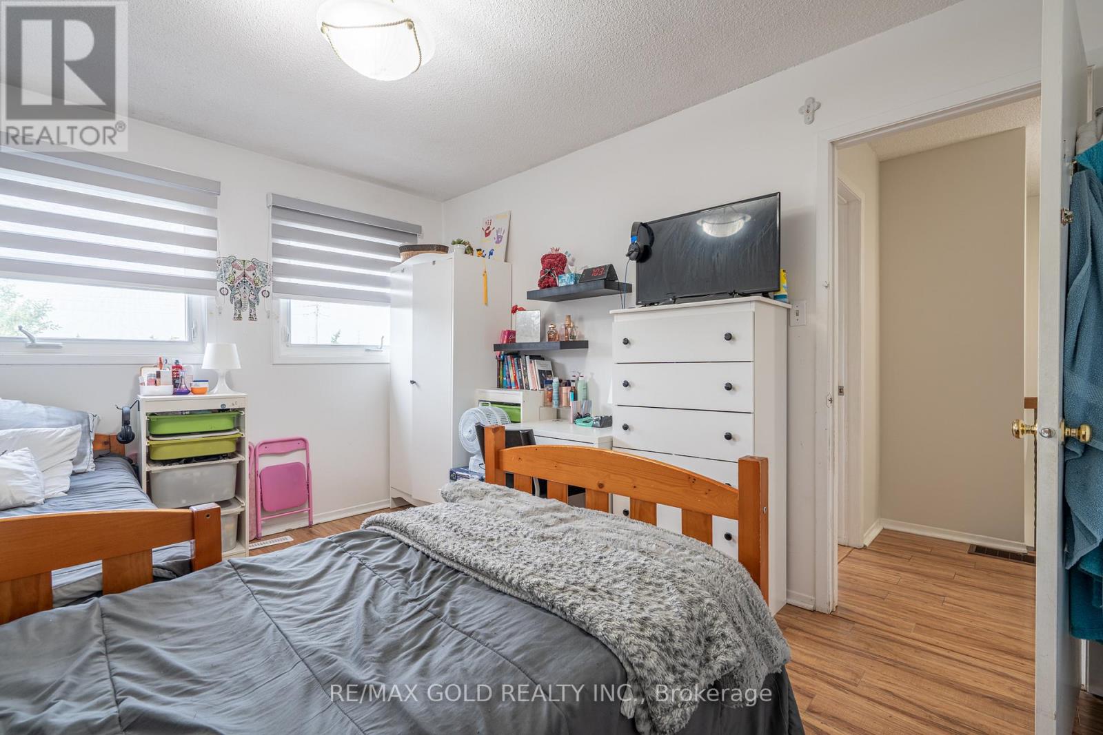 86 WHITEHAVEN DRIVE - 26