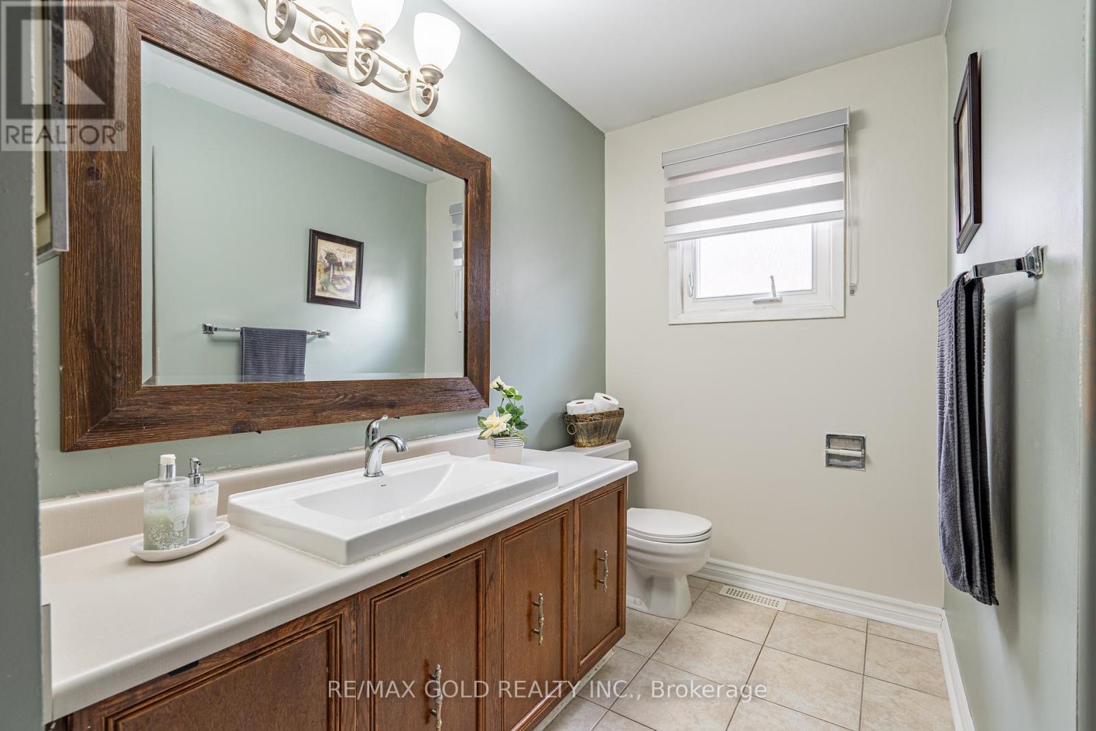 86 WHITEHAVEN DRIVE - 28