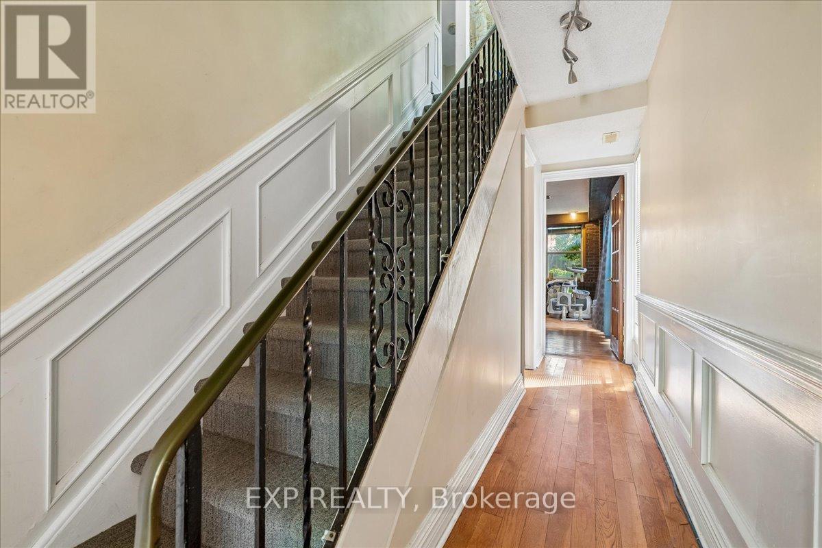 80 MACLENNAN AVENUE - 28