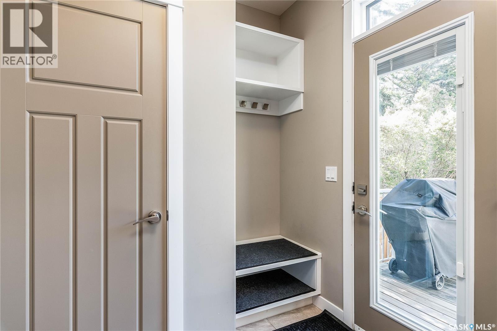 1412 Main STREET - 11
