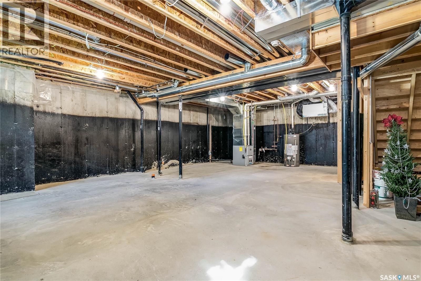 1412 Main STREET - 34