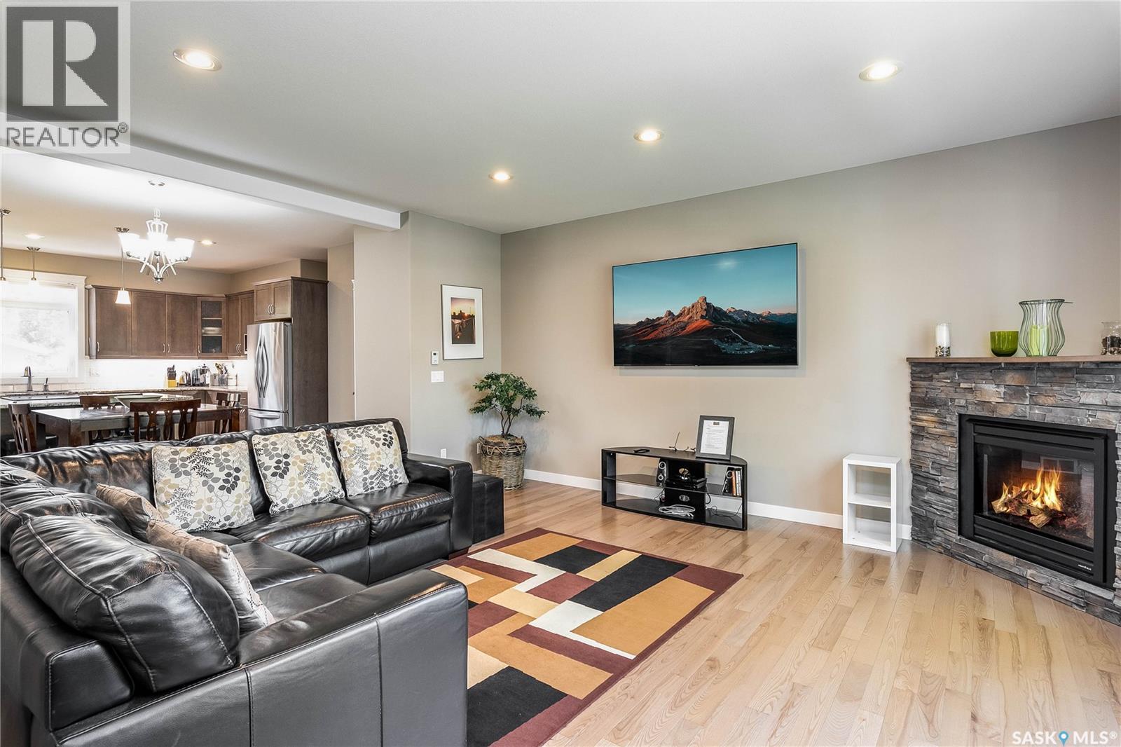 1412 Main STREET - 4
