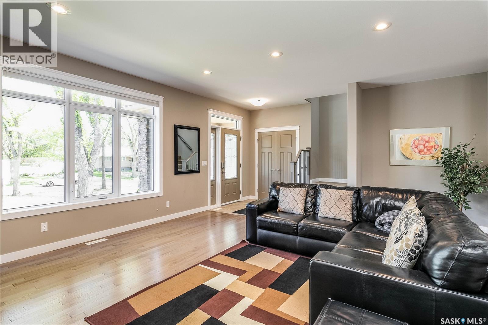 1412 Main STREET - 5