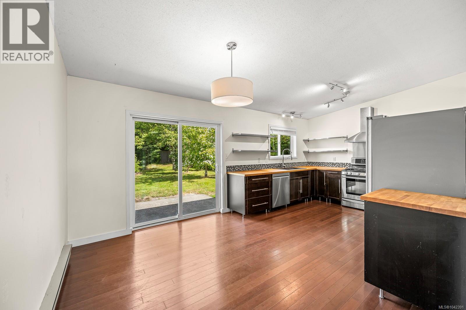1646 Maquinna Ave, Comox