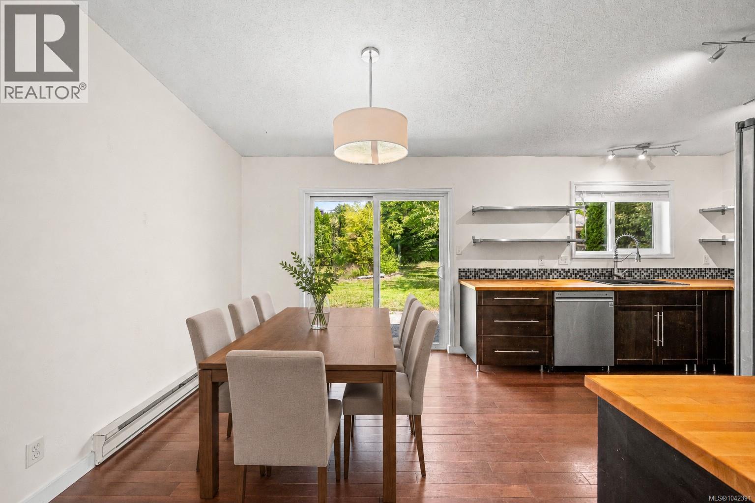 1646 Maquinna Ave, Comox