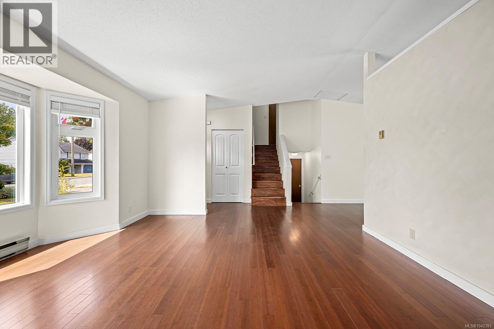 1646 Maquinna Ave, Comox