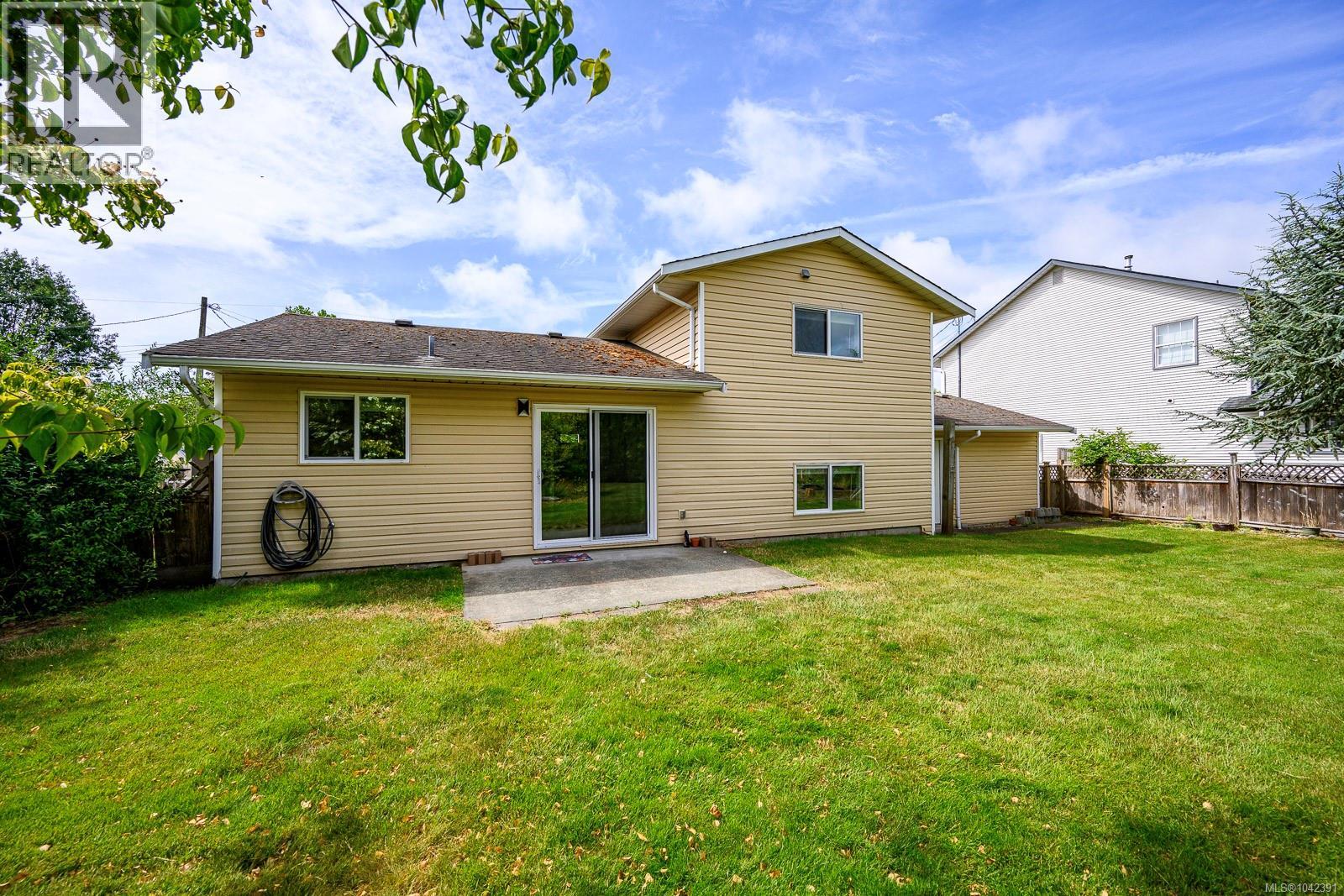 1646 Maquinna Ave, Comox