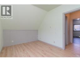 84 Lakeview Ave, Lake Cowichan, BC V0R2G0 Photo 25