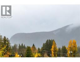 84 Lakeview Ave, Lake Cowichan, BC V0R2G0 Photo 37