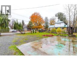 84 Lakeview Ave, Lake Cowichan, BC V0R2G0 Photo 40
