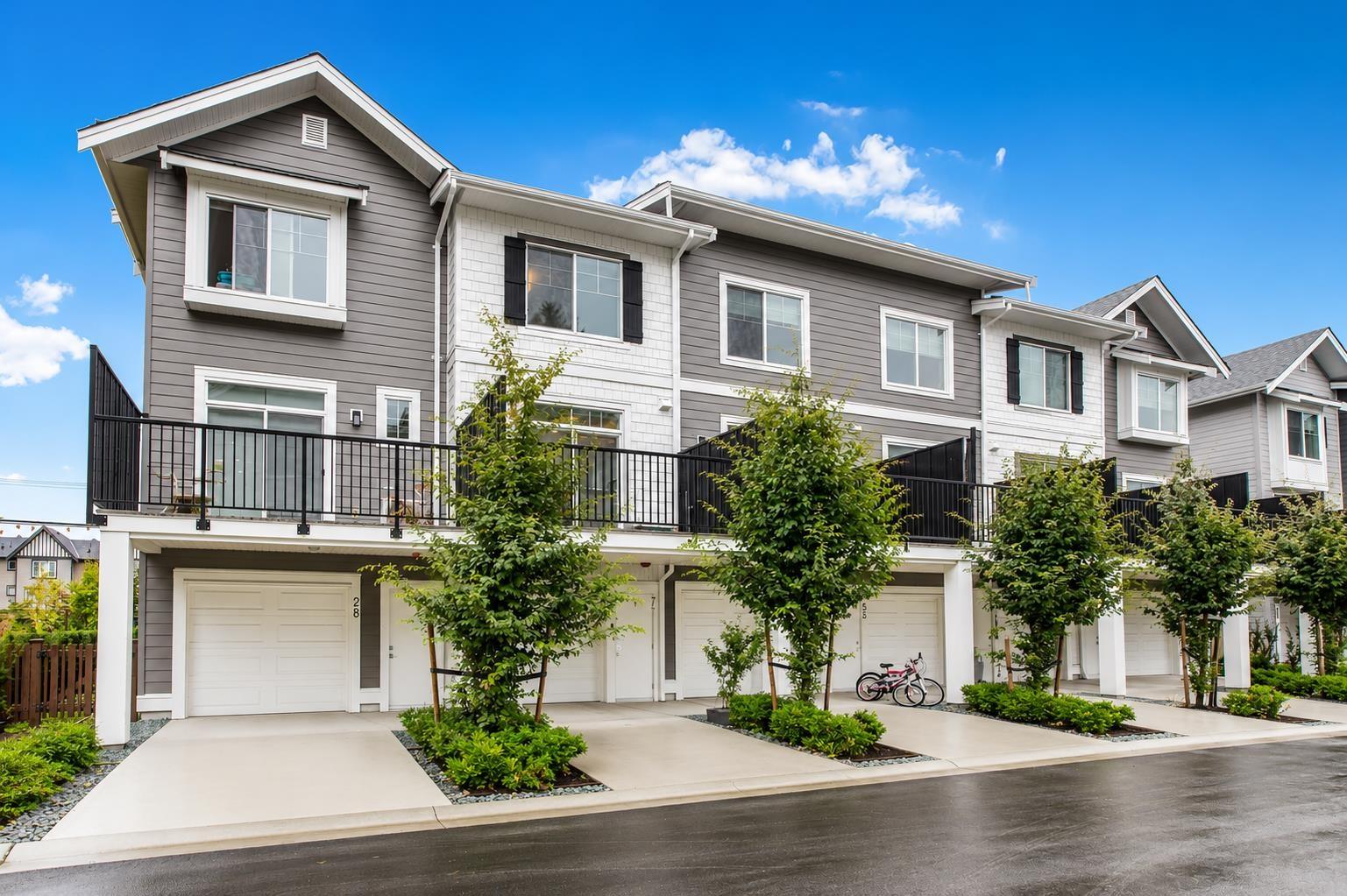 27 7919 204B STREET, Langley