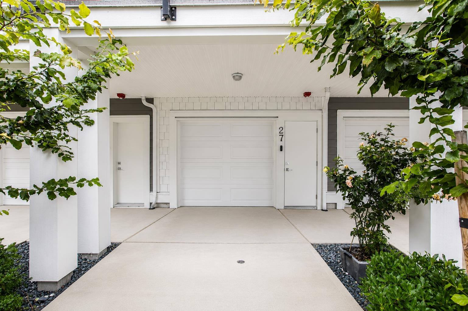 27 7919 204B STREET, Langley