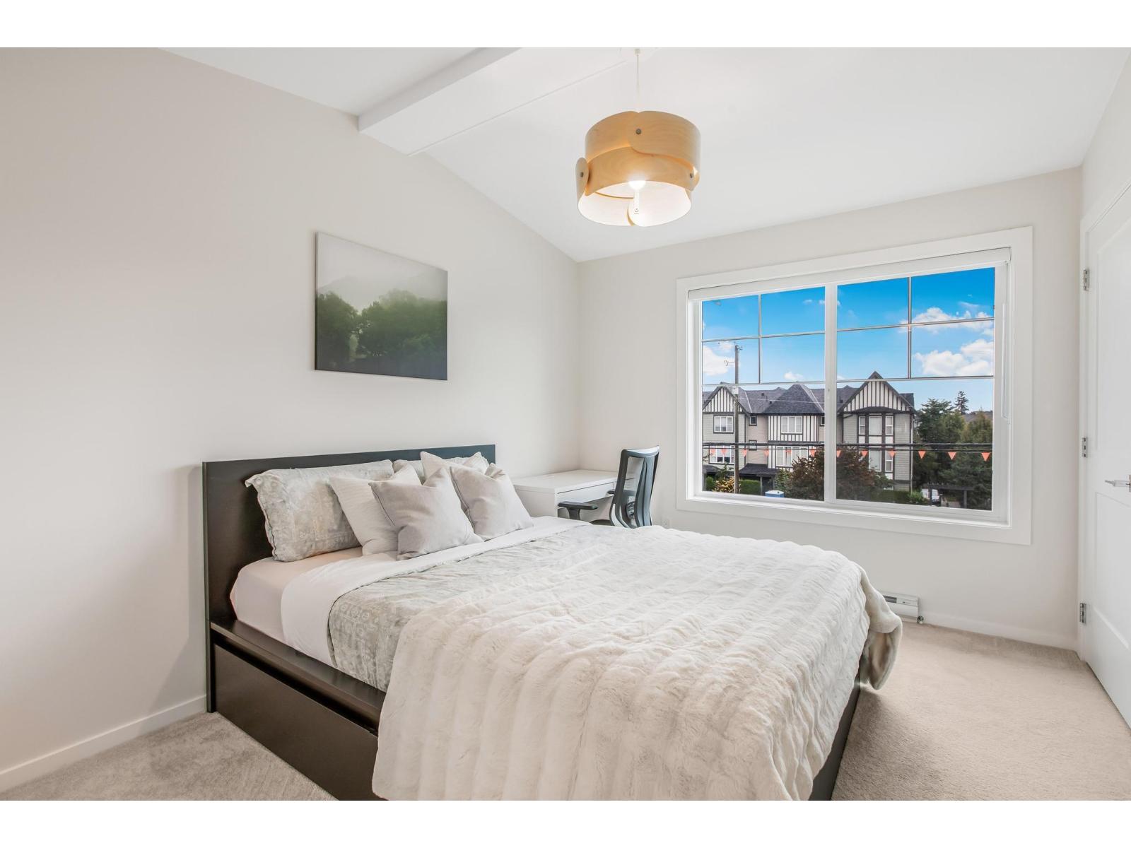 27 7919 204B STREET, Langley