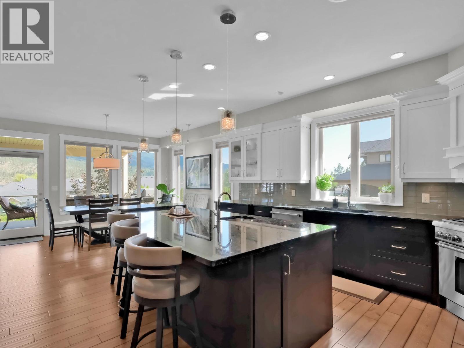 18451 Crystal Waters Road Unit# 16, Lake Country