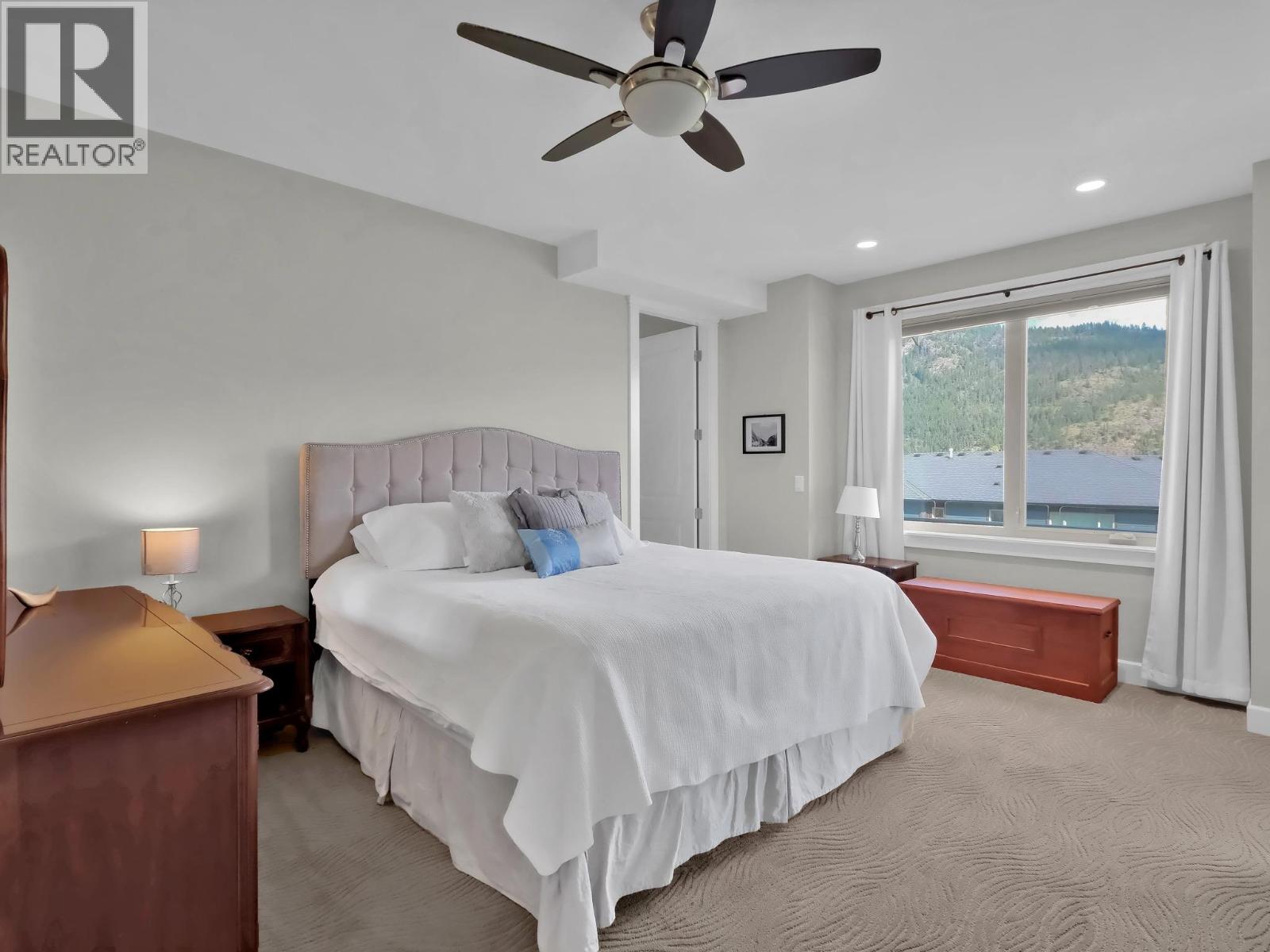 18451 Crystal Waters Road Unit# 16, Lake Country
