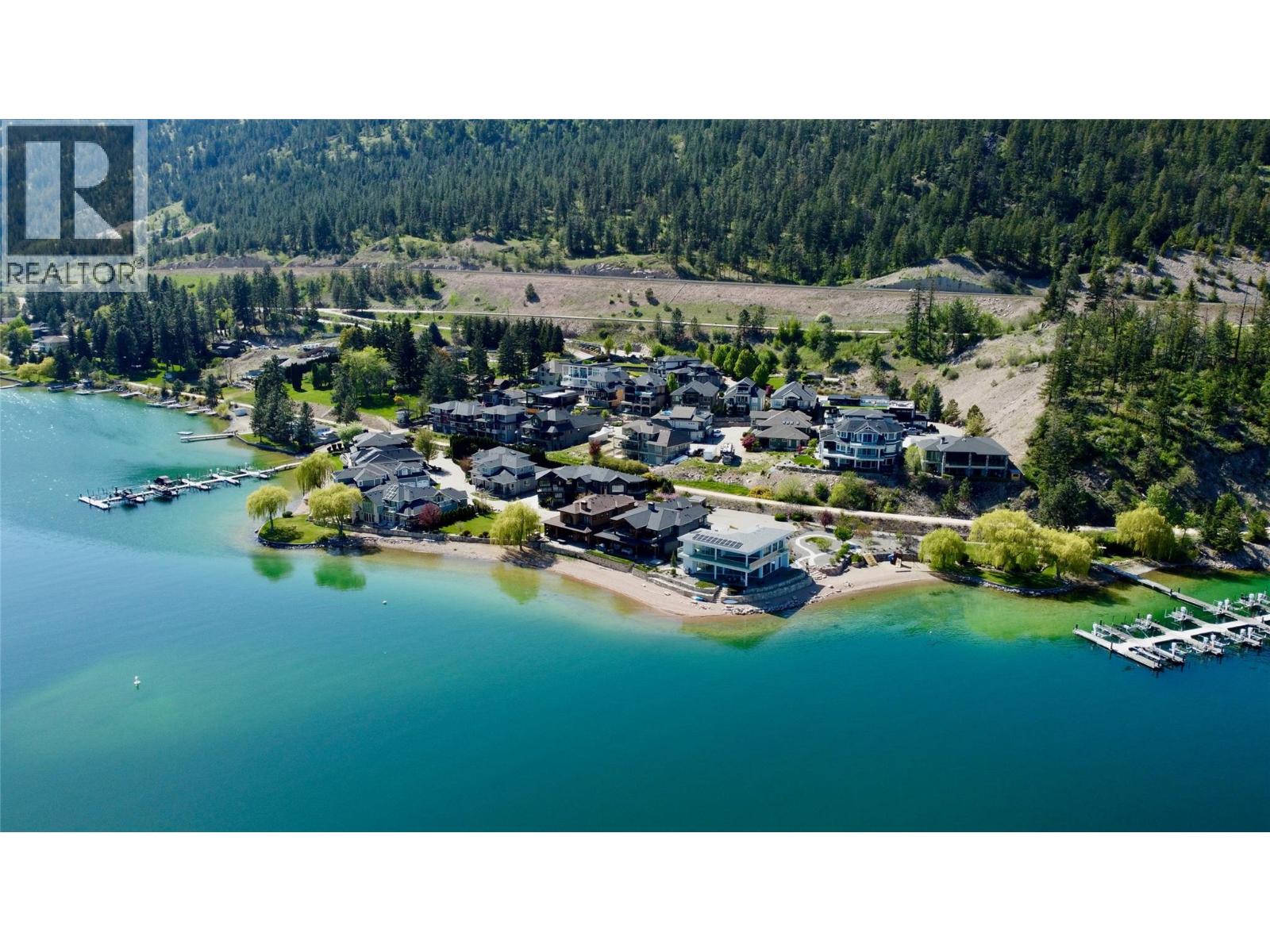 18451 Crystal Waters Road Unit# 16, Lake Country