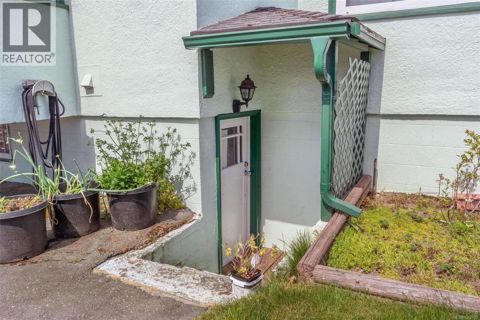 3161 Donald St - 24
