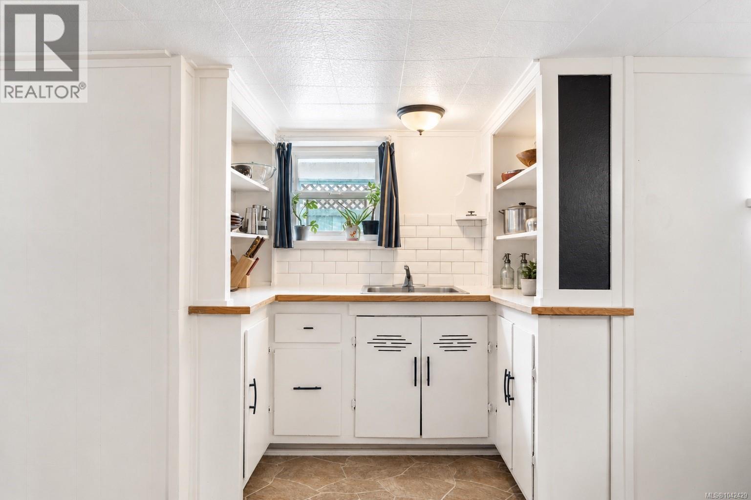 3161 Donald St - 25