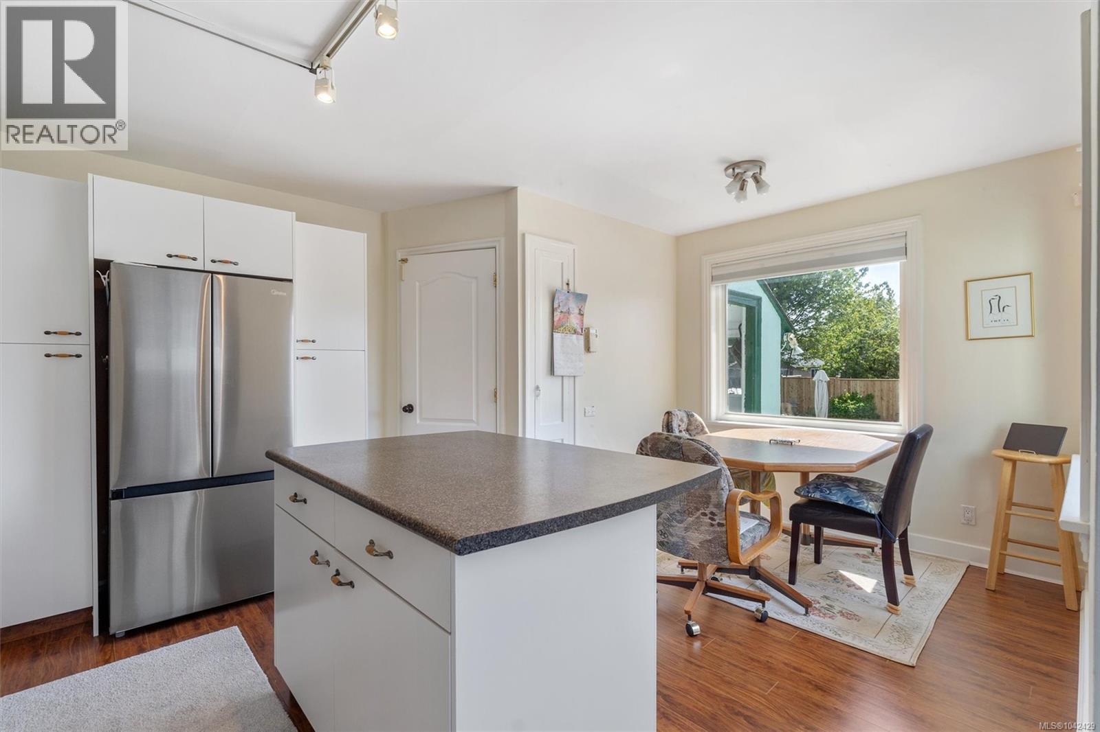 3161 Donald St - 7