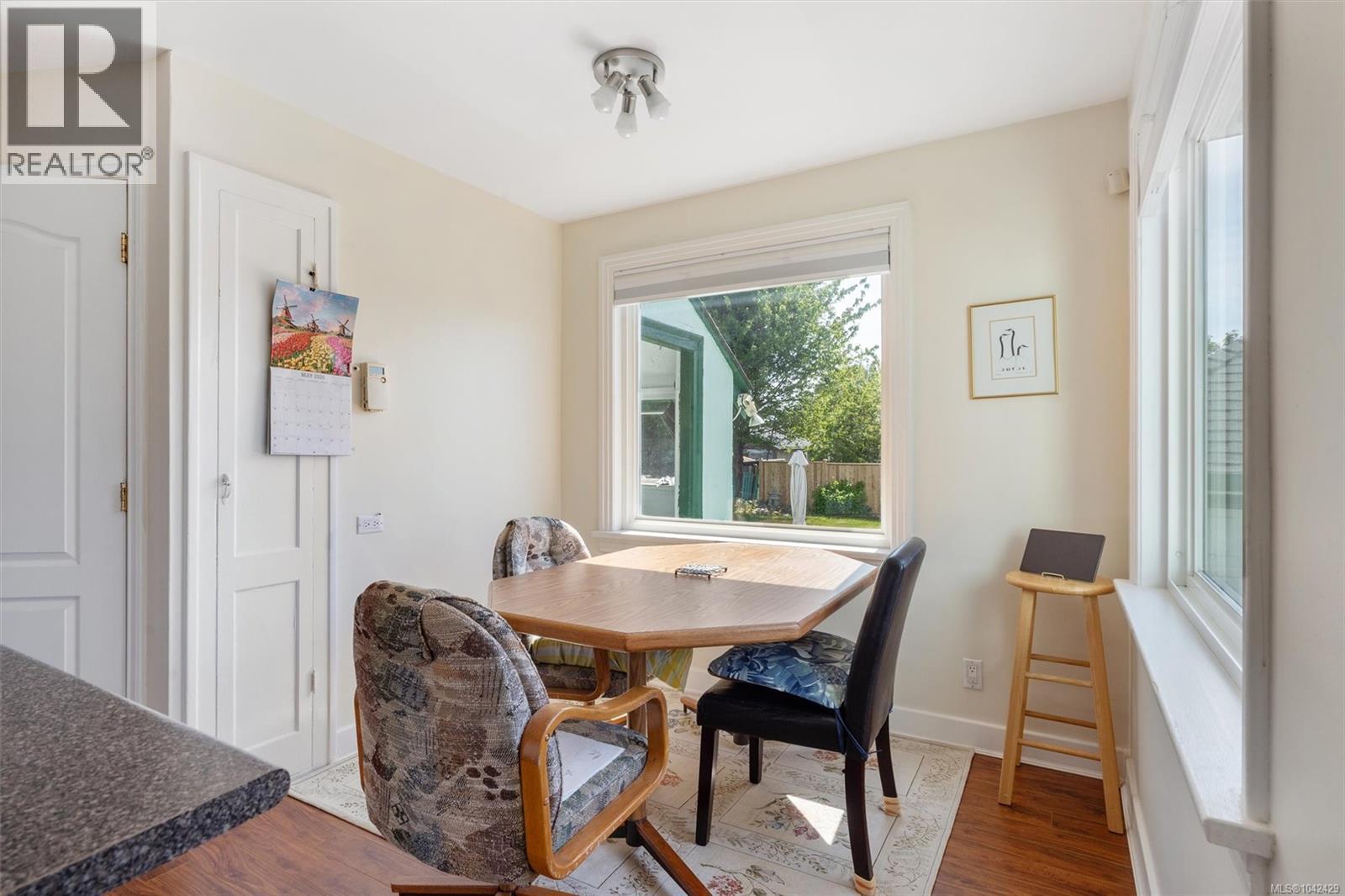 3161 Donald St - 8
