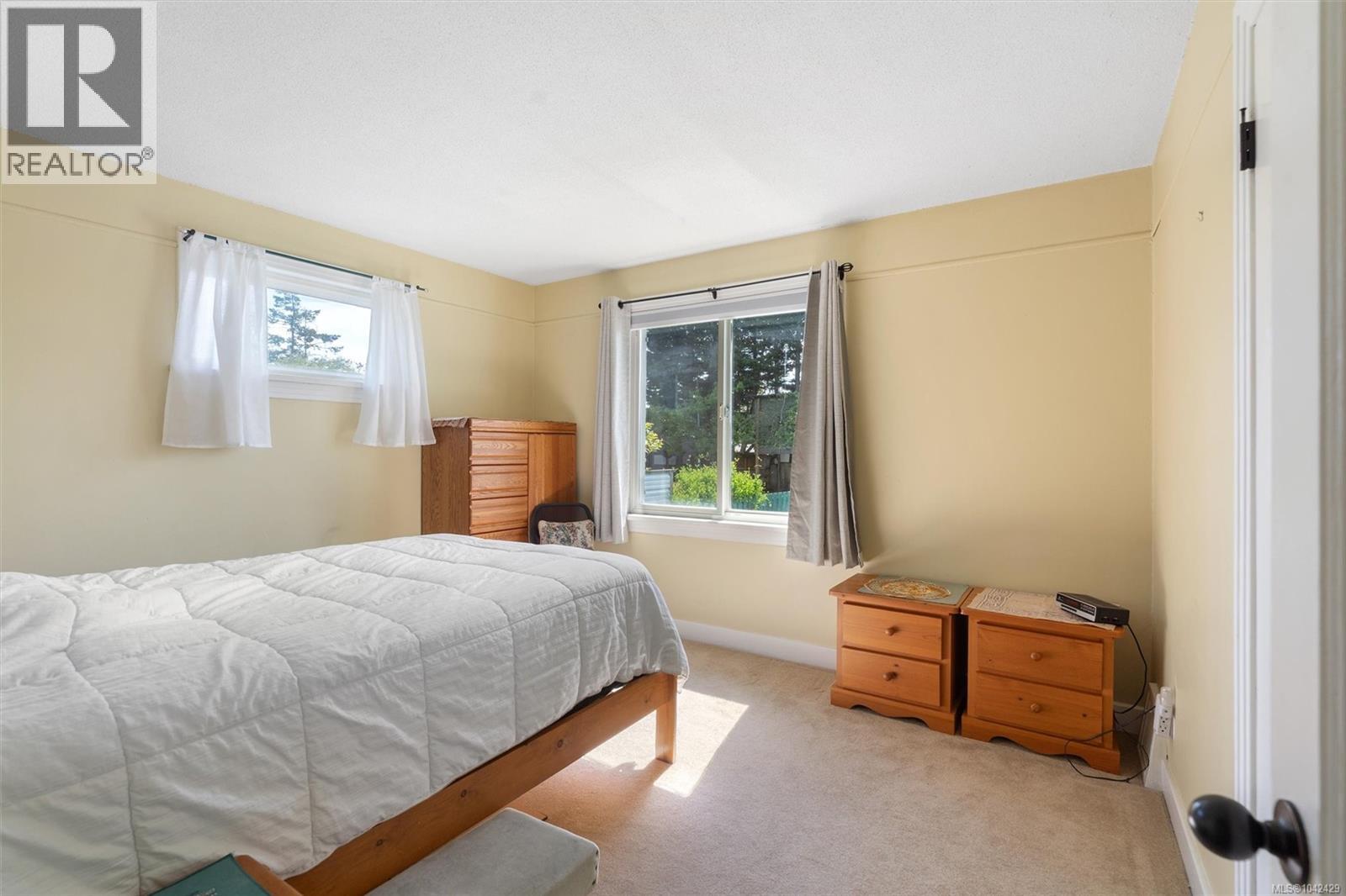 3161 Donald St - 9
